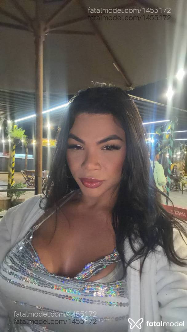 Acompanhante mulher trans com cabelo castanho de olhos castanhos em Criciúma Acompanhante mulher trans com cabelo castanho de olhos castanhos em Criciúma - Jeniffer Sabrina