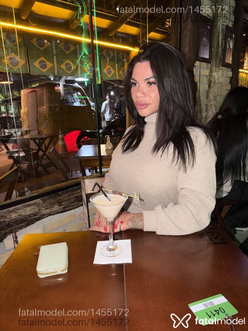 Acompanhante mulher trans com cabelo castanho de olhos castanhos em Criciúma Acompanhante mulher trans com cabelo castanho de olhos castanhos em Criciúma - Jeniffer Sabrina