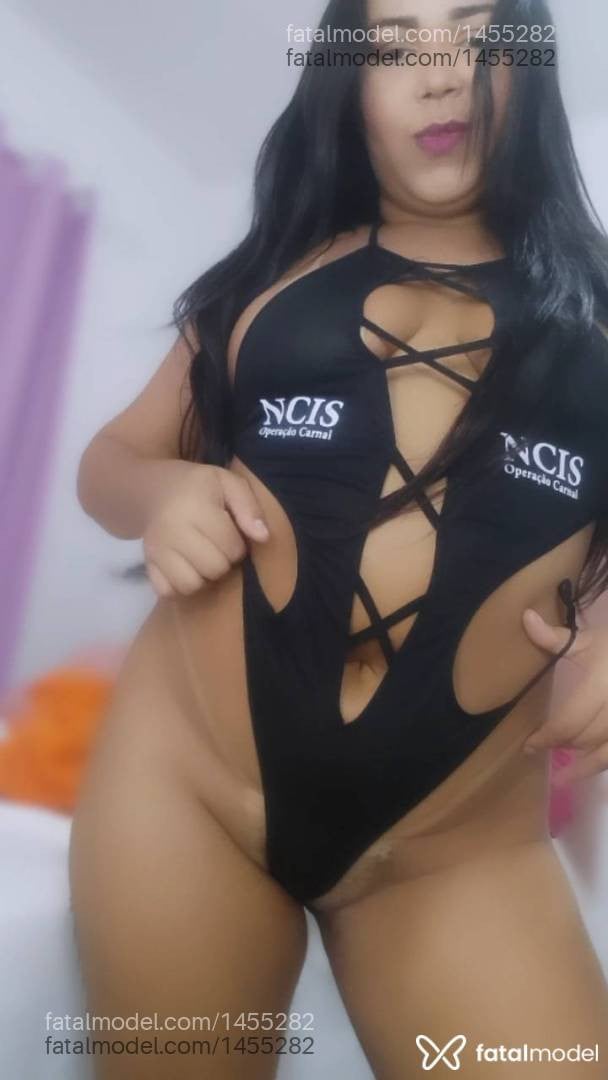 Acompanhante mulher com cabelo castanho de olhos castanhos - Camila