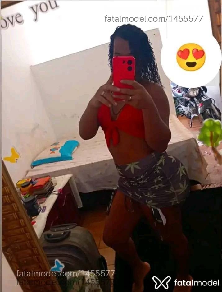 Acompanhante mulher trans morena (o) de olhos pretos em São Gotardo - Brenda campos