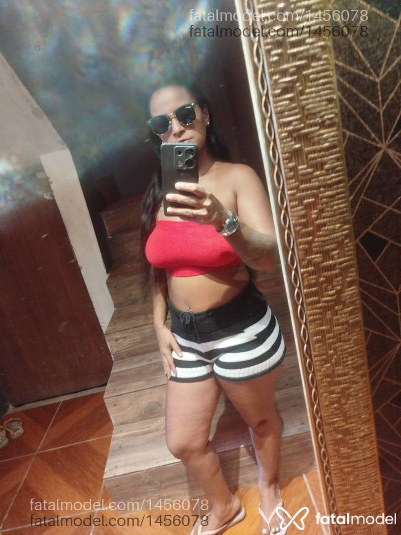 Acompanhante mulher morena (o) de olhos castanhos - Lorena Oliveira