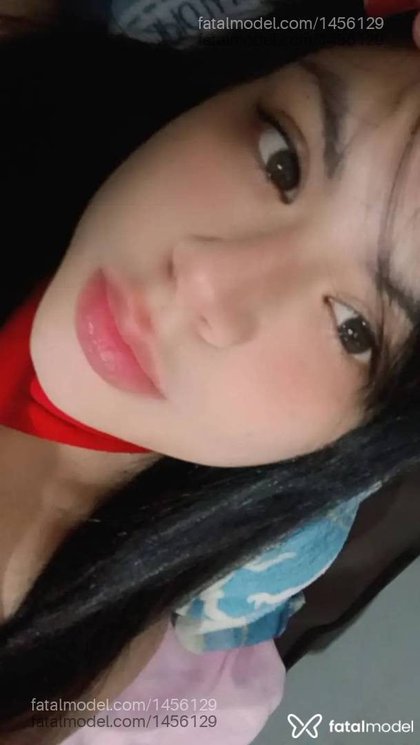 Acompanhante mulher morena (o) de olhos castanhos - Larissa