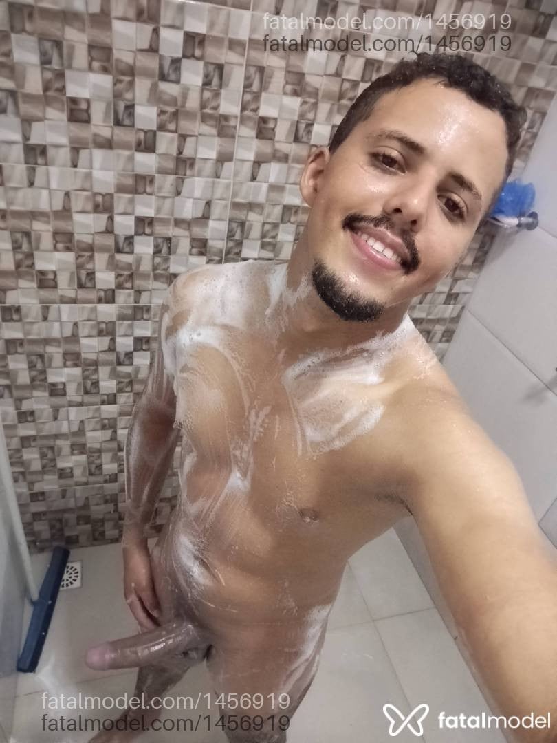 Acompanhante homem morena (o) de olhos castanhos - Gabriel