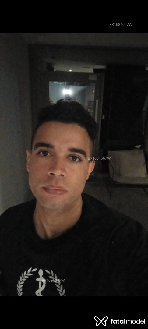Acompanhante homem morena (o) de olhos pretos em Porto Alegre - Richard Mulato