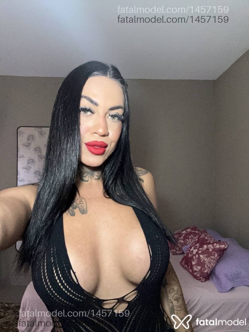 Acompanhante travesti morena (o) de olhos verdes - Stéfany Vitória