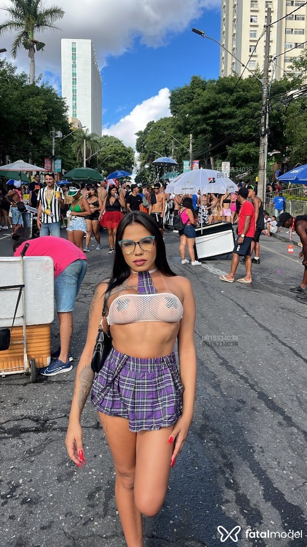 Acompanhante mulher morena (o) de olhos castanhos - Melissa Monteiro