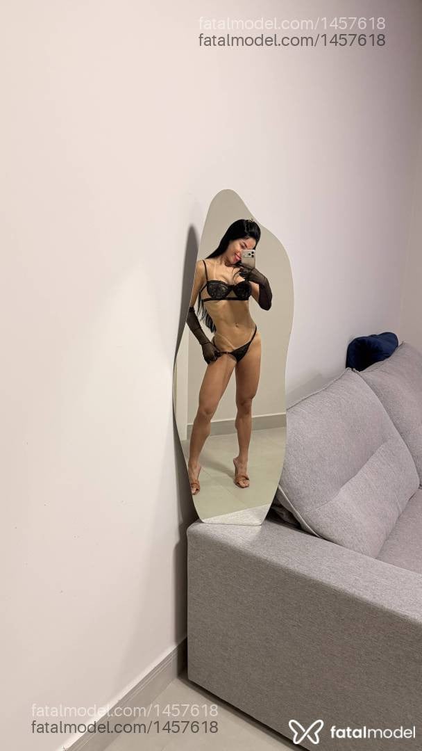 Acompanhante mulher morena (o) de olhos castanhos - Amanda Munné