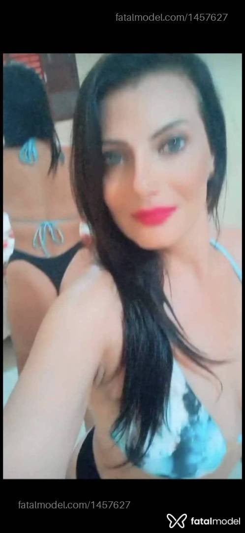 Acompanhante mulher morena (o) de olhos azuis - Bela Moreba Acompanhante mulher morena (o) de olhos azuis - Bela Moreba