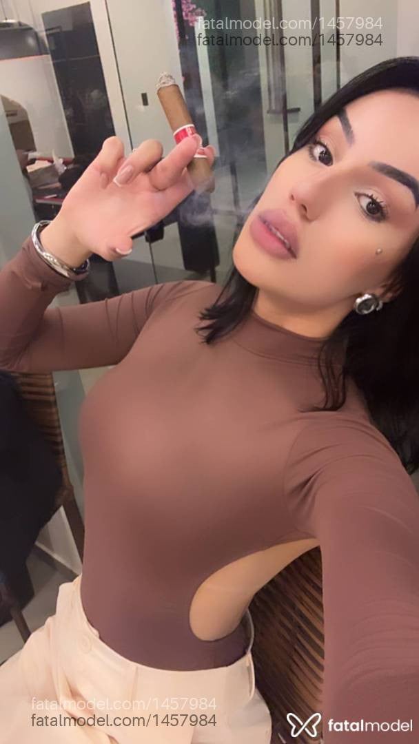 Acompanhante travesti morena (o) de olhos castanhos - Dandara Acompanhante travesti morena (o) de olhos castanhos - Dandara