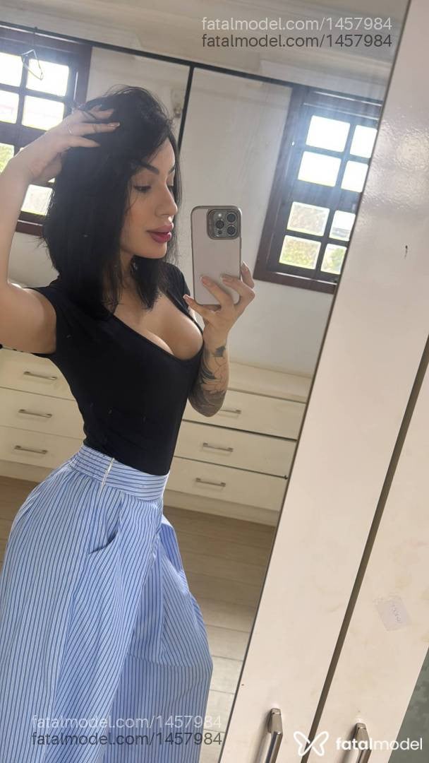 Acompanhante travesti morena (o) de olhos castanhos - Dandara