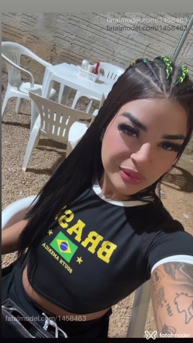 Acompanhante mulher morena (o) de olhos castanhos - Bruna Menezes