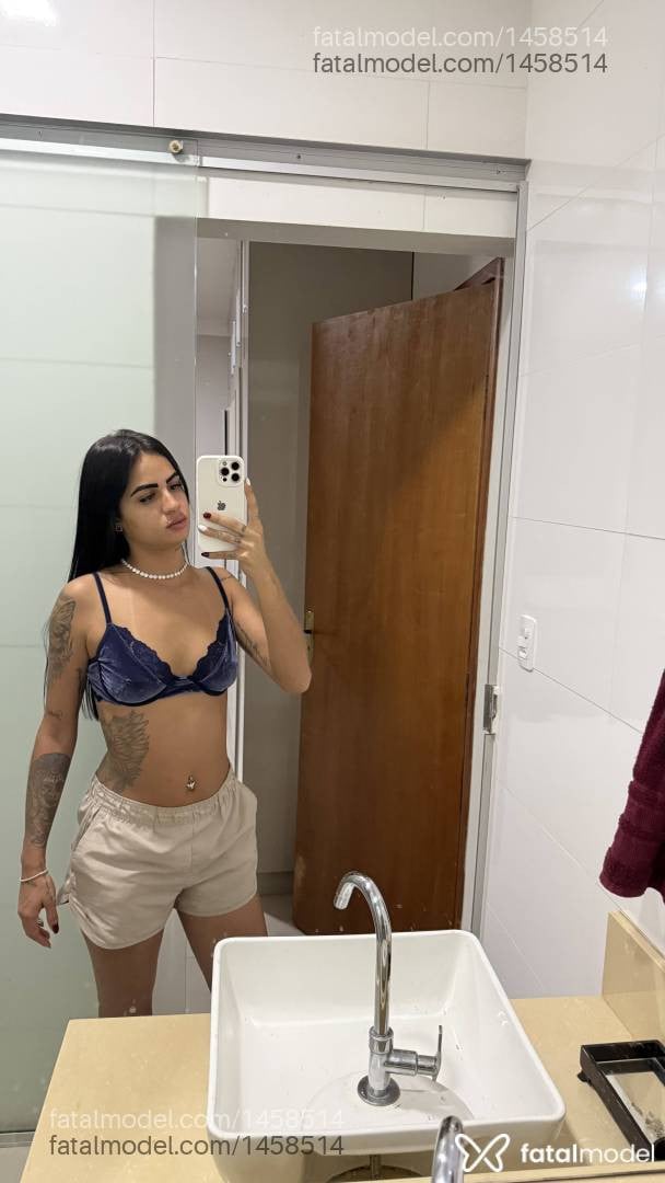 Acompanhante mulher morena (o) de olhos castanhos em Passos Acompanhante mulher morena (o) de olhos castanhos em Passos - Bruna