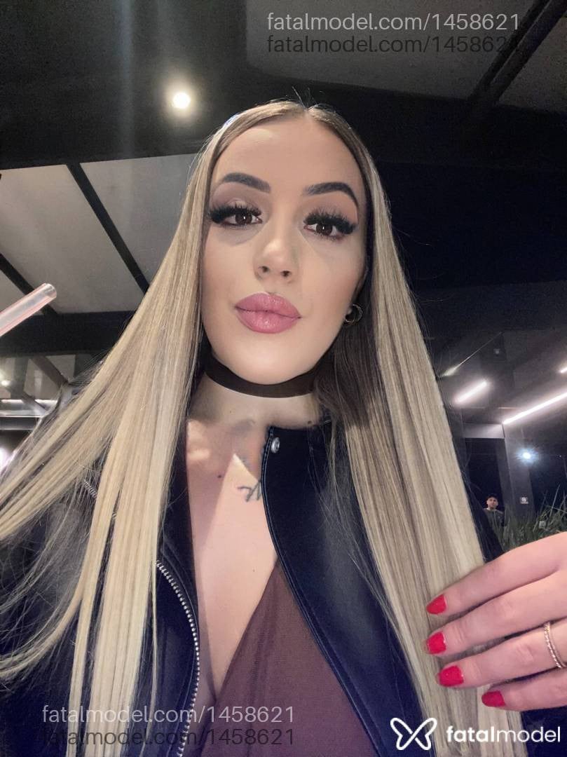 Acompanhante mulher loira (o) de olhos castanhos em Uberlândia - Rafaella Lopes