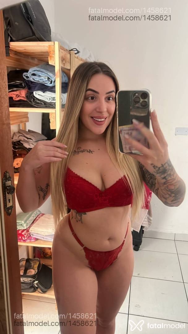 Acompanhante mulher loira (o) de olhos castanhos em Uberlândia - Rafaella Lopes