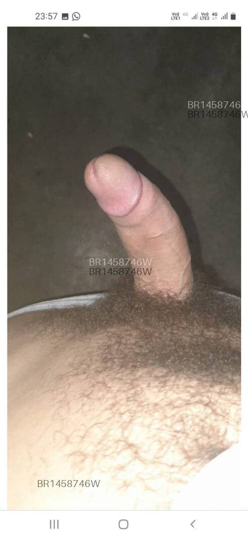 Acompanhante homem com cabelo castanho de olhos castanhos em Brusque Acompanhante homem com cabelo castanho de olhos castanhos em Brusque - Maurício Bruno