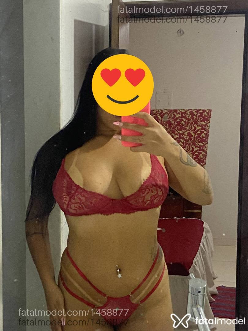 Acompanhante mulher com cabelo castanho de olhos castanhos - Estrela