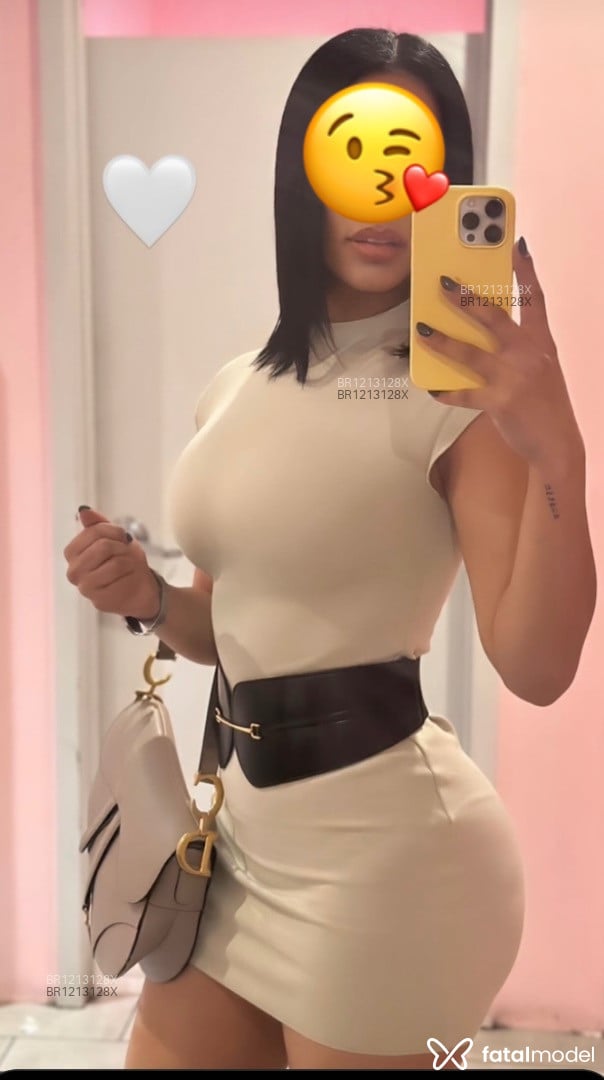 Acompanhante mulher morena (o) de olhos castanhos em Manaus - Melissa