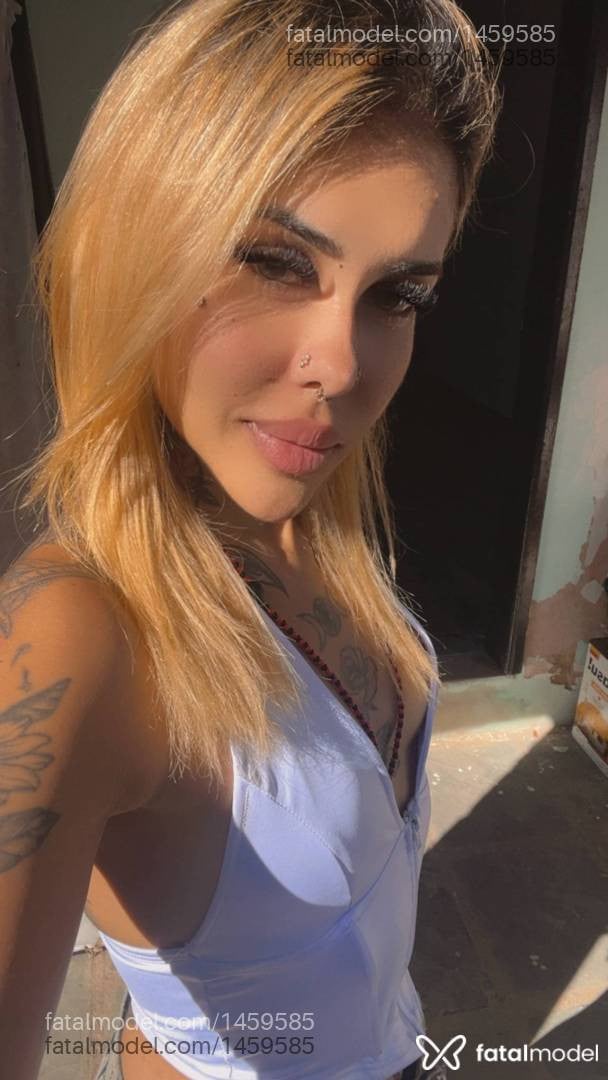 Acompanhante mulher ruiva (o) de olhos verdes - Ju Blohem