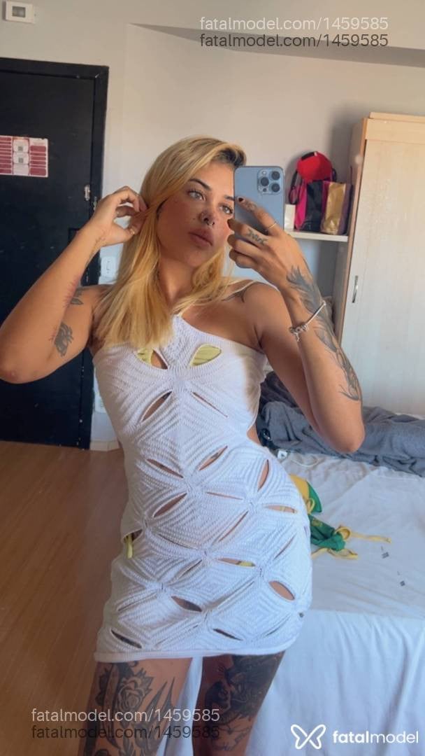 Acompanhante mulher ruiva (o) de olhos verdes - Ju Blohem