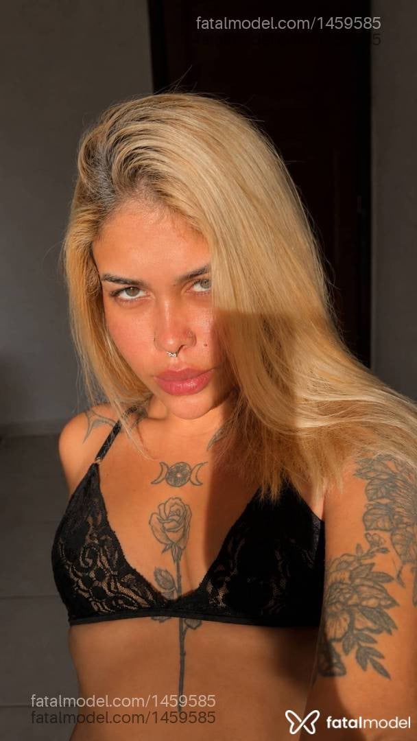 Acompanhante mulher ruiva (o) de olhos verdes em Santo Antônio de Jesus - Ju Blohhem