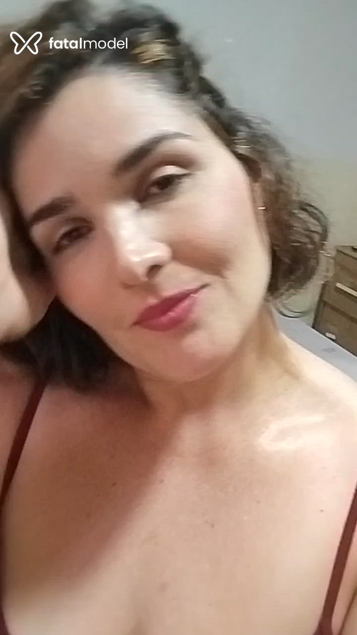 Acompanhante mulher com cabelo castanho de olhos castanhos - Sarah Gracie