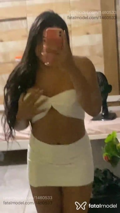 Acompanhante travesti com cabelo castanho de olhos castanhos em Caraguatatuba Acompanhante travesti com cabelo castanho de olhos castanhos em Caraguatatuba - Bruninha