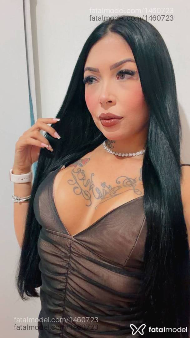 Acompanhante mulher morena (o) de olhos azuis - Susii