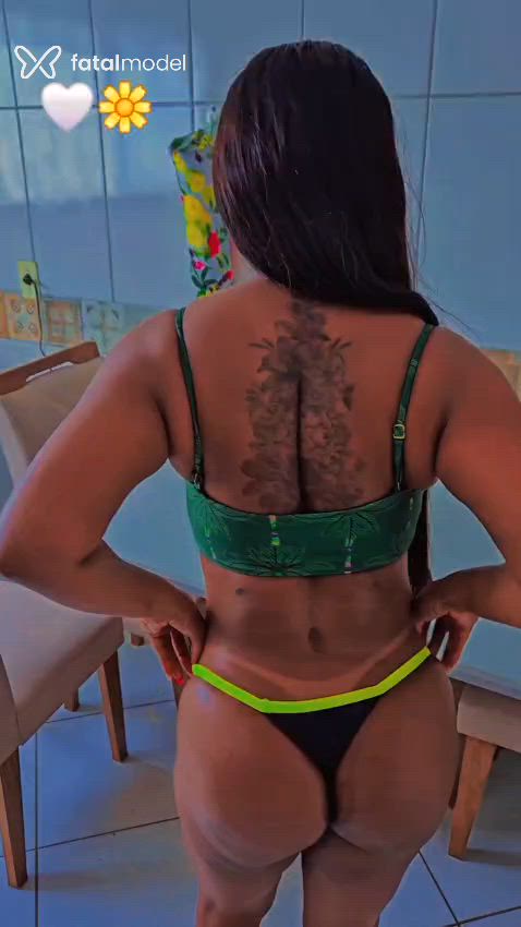 Acompanhante mulher com cabelo castanho de olhos pretos - Chandelly
