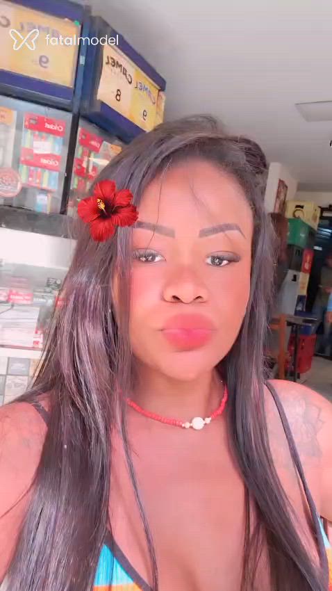 Acompanhante mulher com cabelo castanho de olhos pretos - Chandelly
