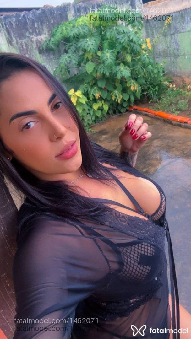 Acompanhante mulher com cabelo castanho de olhos castanhos em Três Corações Acompanhante mulher com cabelo castanho de olhos castanhos em Três Corações - Rebecca