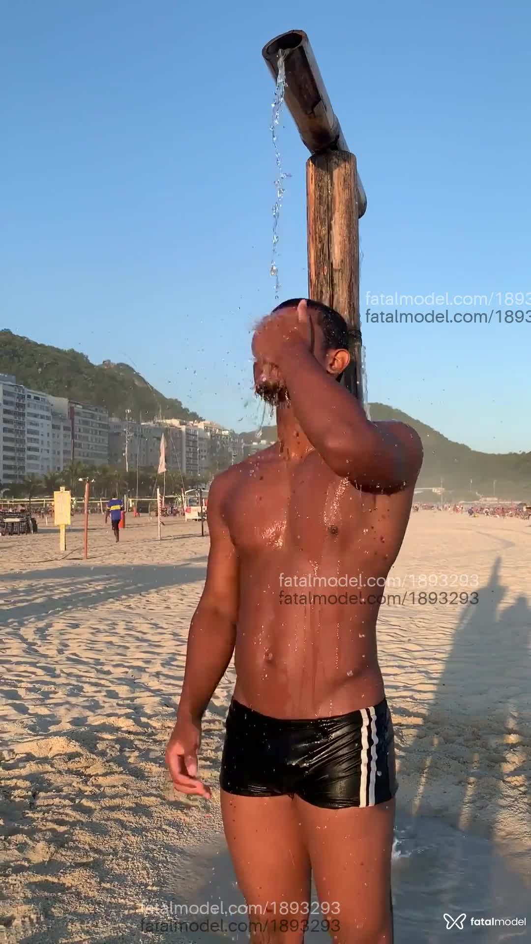 Acompanhante homem morena (o) de olhos pretos em Rio de Janeiro Acompanhante homem morena (o) de olhos pretos em Rio de Janeiro - Gabriel Baiano