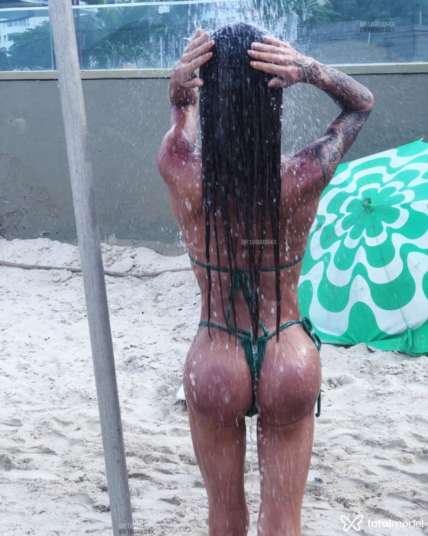 Acompanhante mulher trans loira (o) de olhos castanhos em Rio de Janeiro - Lacerda