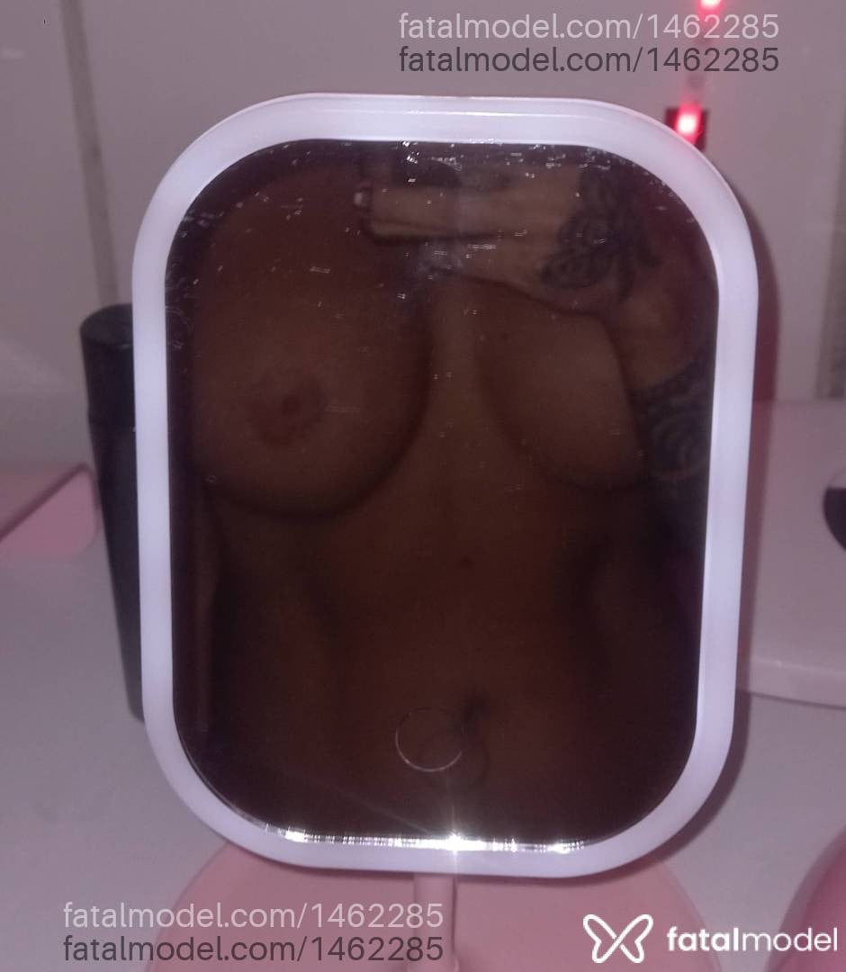 Acompanhante travesti morena (o) de olhos castanhos em Balneário Camboriú - Lolla Martel