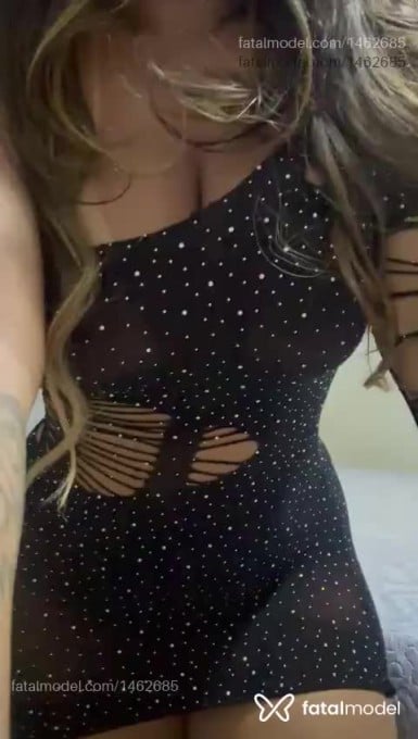 Acompanhante mulher com cabelo colorido de olhos castanhos em Rio Branco - Elisa