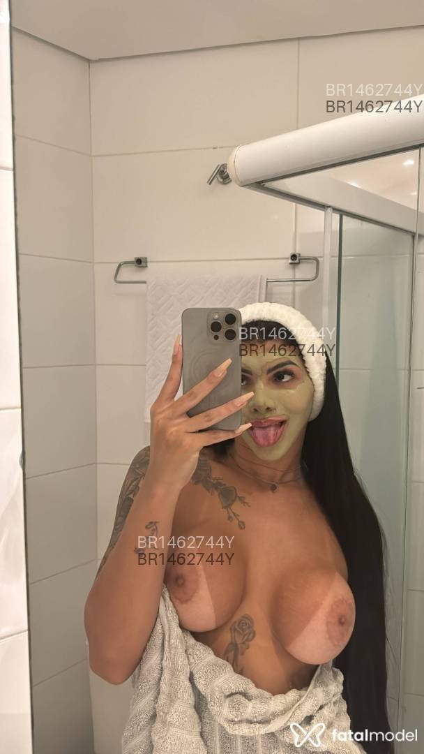 Acompanhante mulher trans morena (o) de olhos castanhos em São Paulo - Vivian Santinni