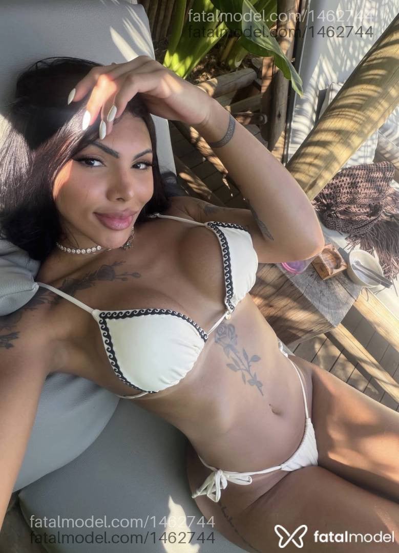 Acompanhante mulher trans morena (o) de olhos castanhos em São Paulo - Vivian Santinni