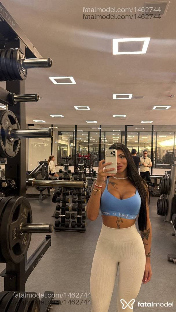 Acompanhante mulher trans morena (o) de olhos castanhos em São Paulo - Vivian Santinni
