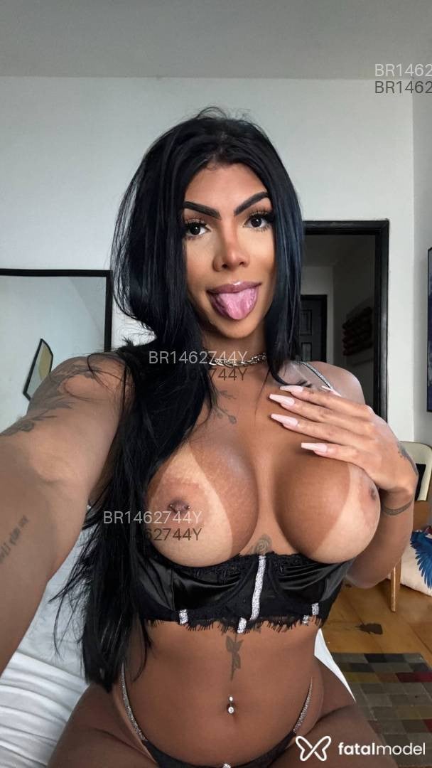 Acompanhante mulher trans morena (o) de olhos castanhos em São Paulo - Vivian Santinni