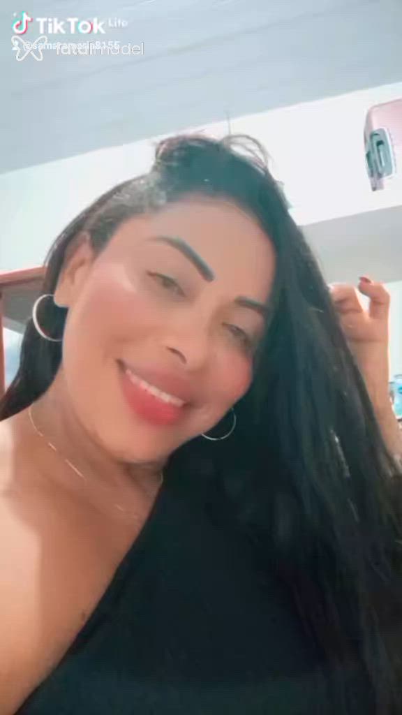 Acompanhante mulher morena (o) de olhos pretos - Lays Speace