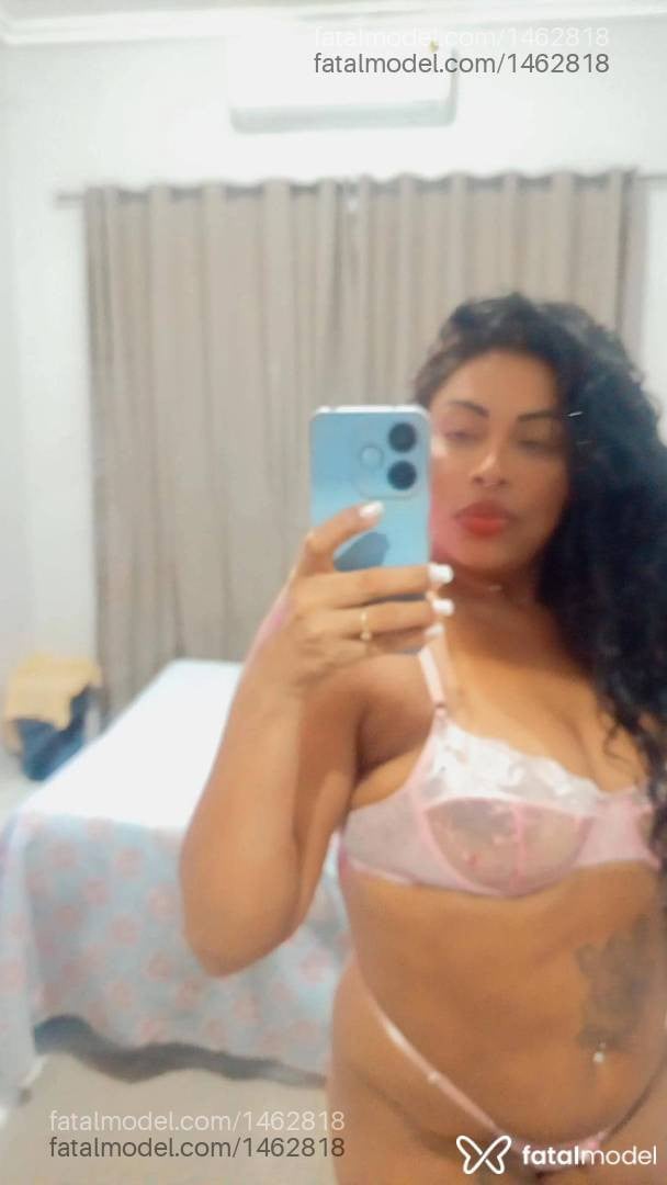 Acompanhante mulher morena (o) de olhos pretos - Lays Speace