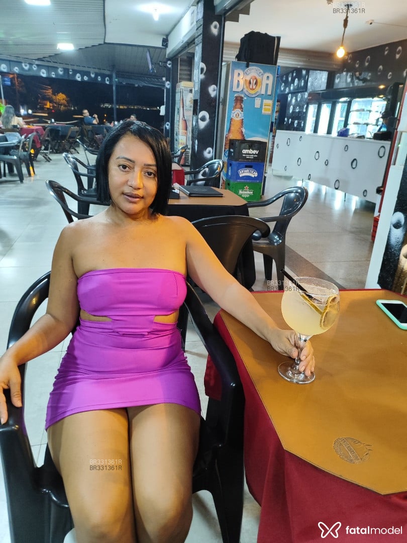 Acompanhante mulher morena (o) de olhos castanhos em Alexânia Acompanhante mulher morena (o) de olhos castanhos em Alexânia - Gabizinha pimentin