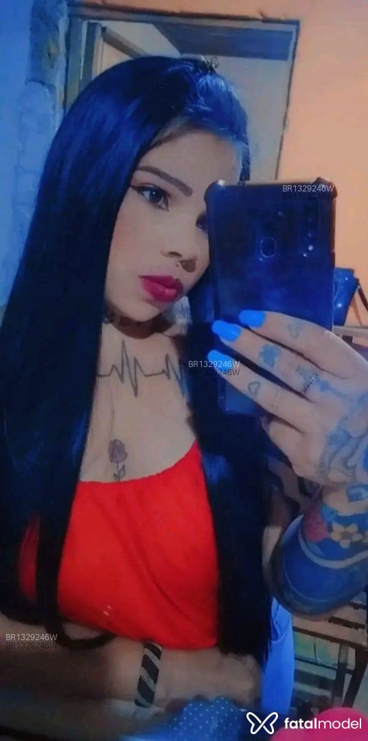 Acompanhante mulher com cabelo castanho de olhos mel em Jaguarão Acompanhante mulher com cabelo castanho de olhos mel em Jaguarão - Doris