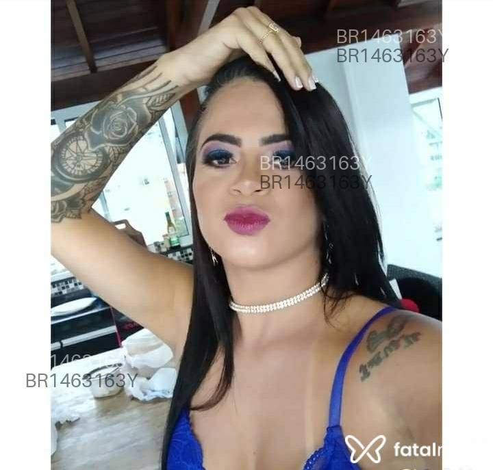 Acompanhante mulher com cabelo castanho de olhos castanhos em Ilha Solteira Acompanhante mulher com cabelo castanho de olhos castanhos em Ilha Solteira - Paola Bittencourt