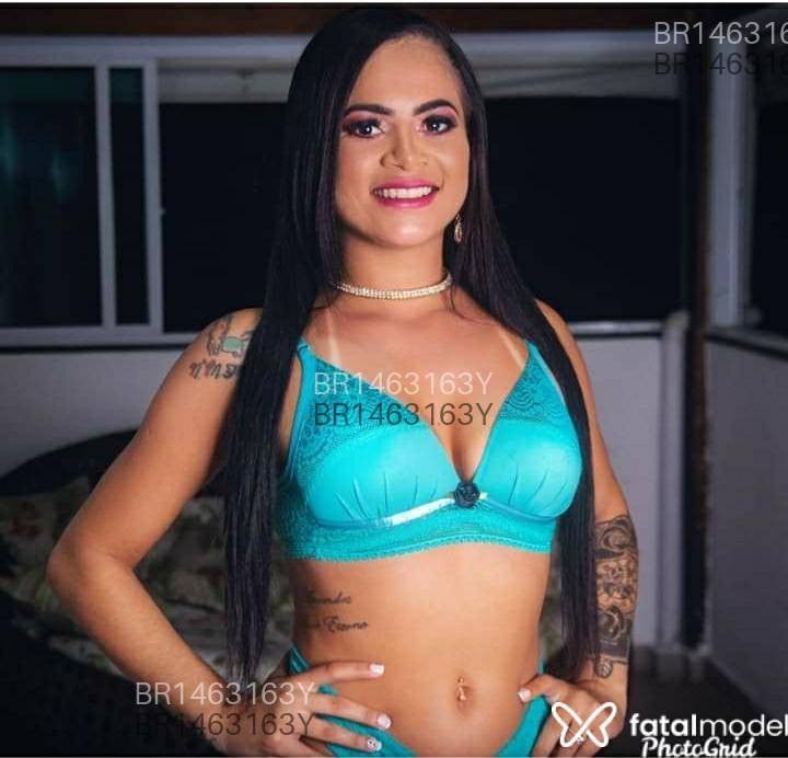 Acompanhante mulher com cabelo castanho de olhos castanhos em Ilha Solteira Acompanhante mulher com cabelo castanho de olhos castanhos em Ilha Solteira - Paola Bittencourt
