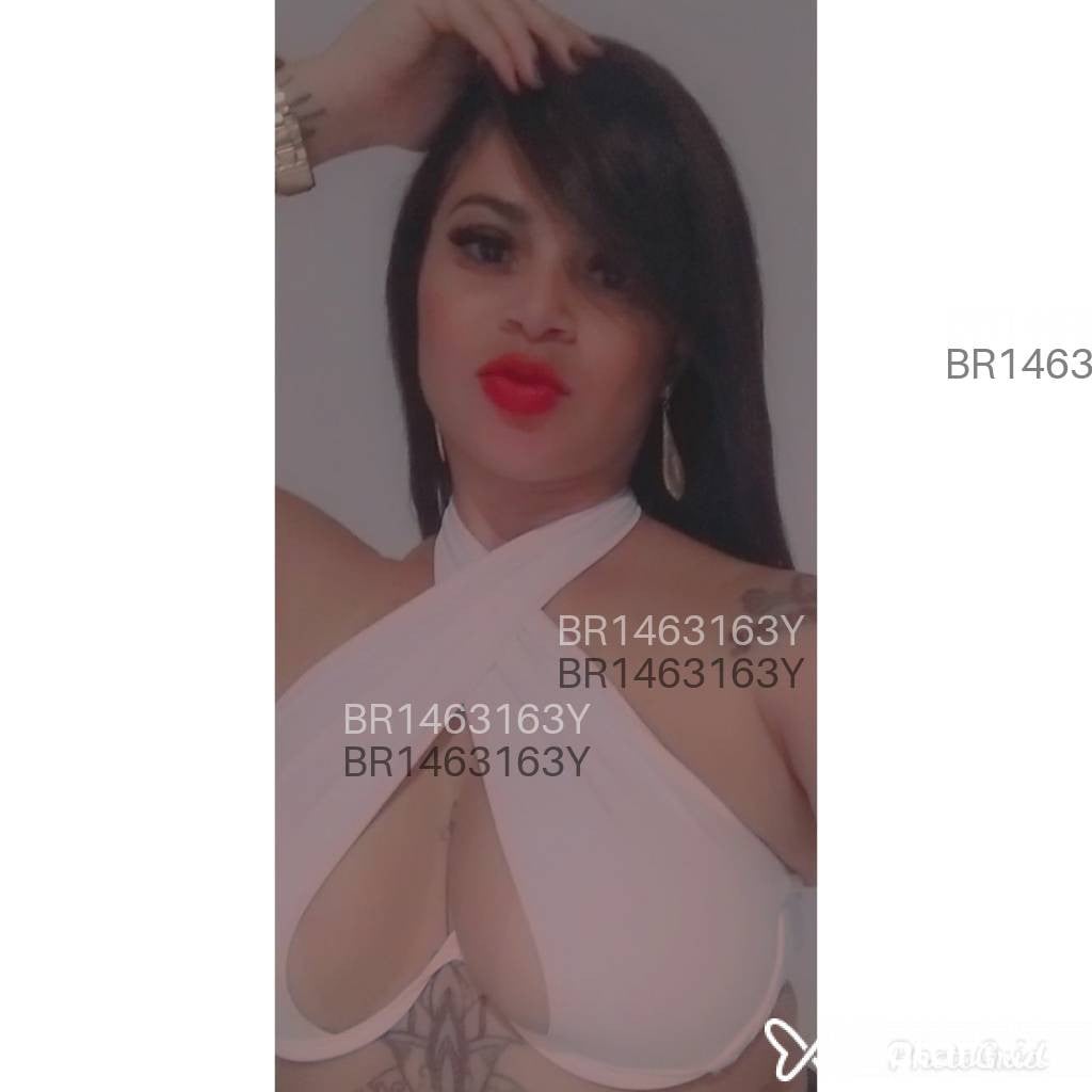 Acompanhante mulher com cabelo castanho de olhos castanhos em Ilha Solteira Acompanhante mulher com cabelo castanho de olhos castanhos em Ilha Solteira - Paola Bittencourt