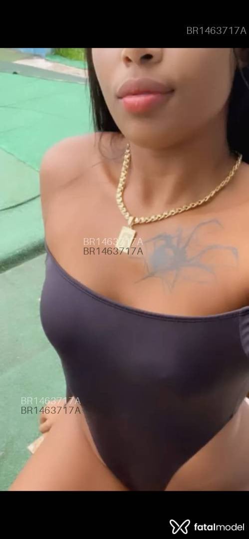 Acompanhante mulher morena (o) de olhos mel em Uberaba - Índyara