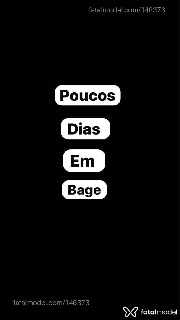 Acompanhante mulher trans morena (o) de olhos castanhos - Raphaela