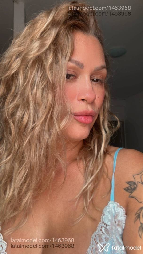 Acompanhante mulher com cabelo castanho de olhos castanhos em Limeira - Pâmela Guedes