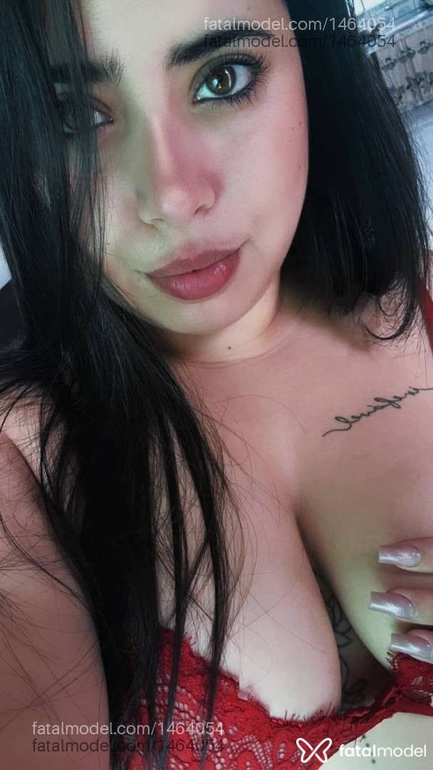 Acompanhante mulher com cabelo castanho de olhos castanhos - Nicolly