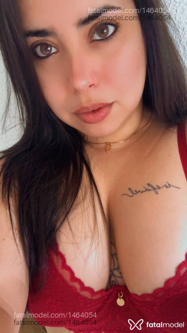 Acompanhante mulher com cabelo castanho de olhos castanhos em Pelotas - Nicolly